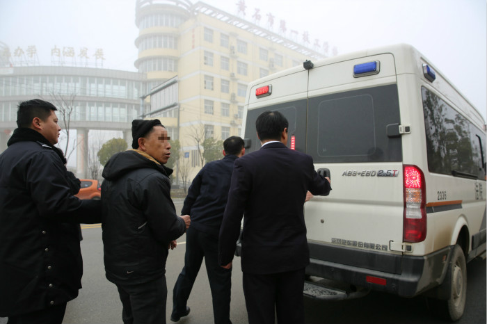 E:\2019年新闻\20190117雪炭冬阳2\筛选图片\4.jpg